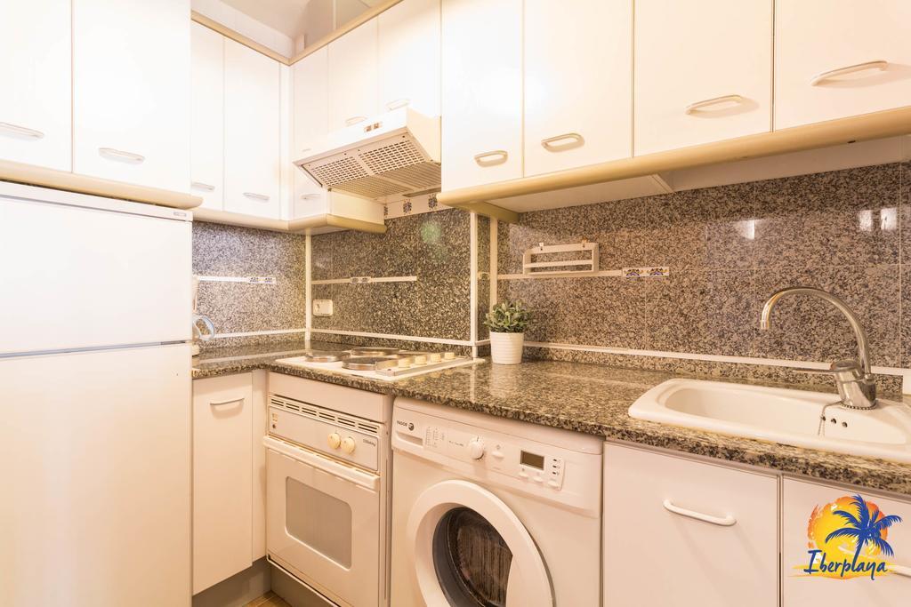 Center Iberplaya Apartment Salou Bagian luar foto